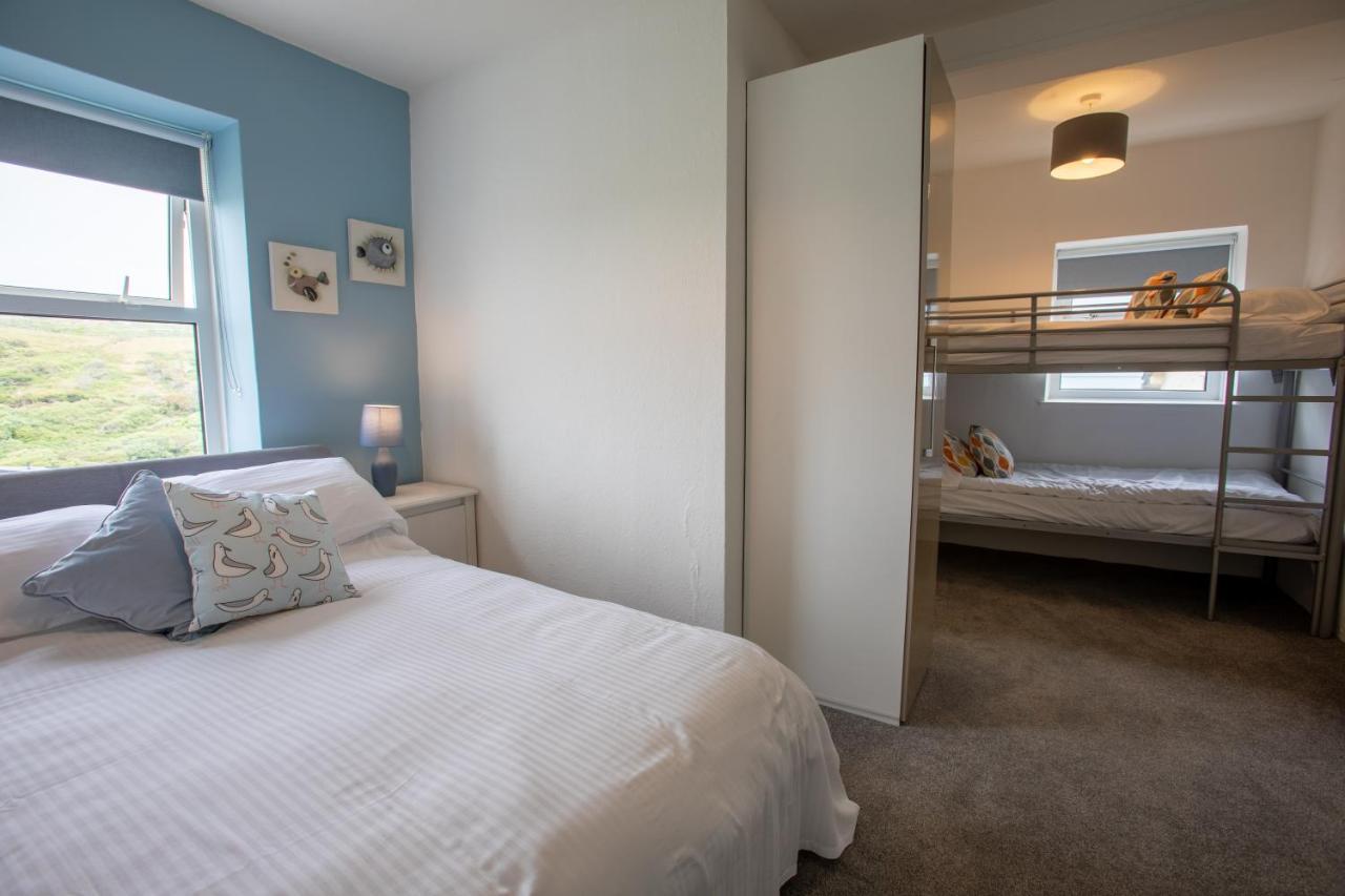 Oa Surf Club Bed & Breakfast Bude Exterior photo