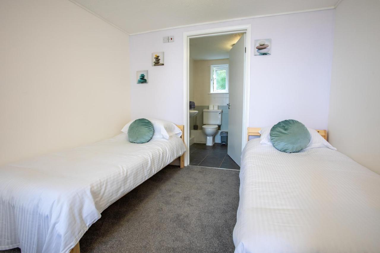 Oa Surf Club Bed & Breakfast Bude Exterior photo