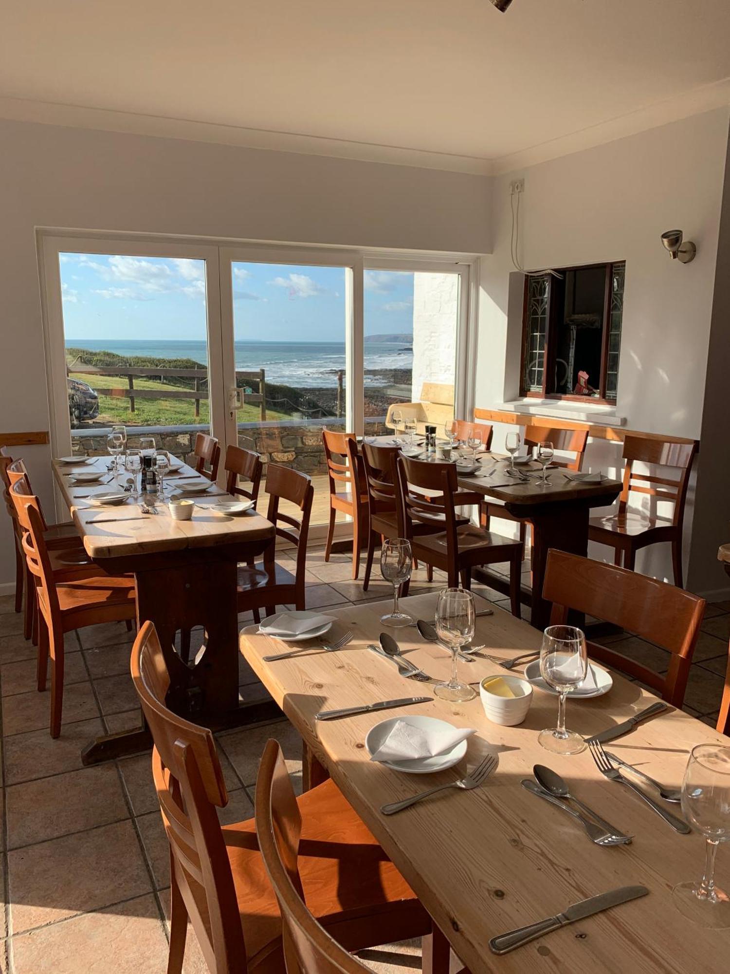 Oa Surf Club Bed & Breakfast Bude Exterior photo